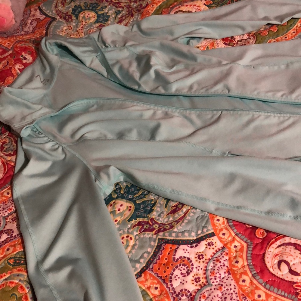 Zella jacket - Picture 2 of 3